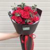 Bó hoa hồng đỏ form tròn size M - Y36