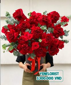 Hộp hoa Ecuador tone đỏ nổi bật size XXL - YN29
