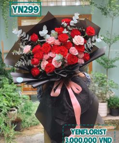 Bó hoa mix hoa hồng đỏ kem size XXL - YN299