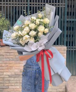 Bó hồng trắng xám - B15