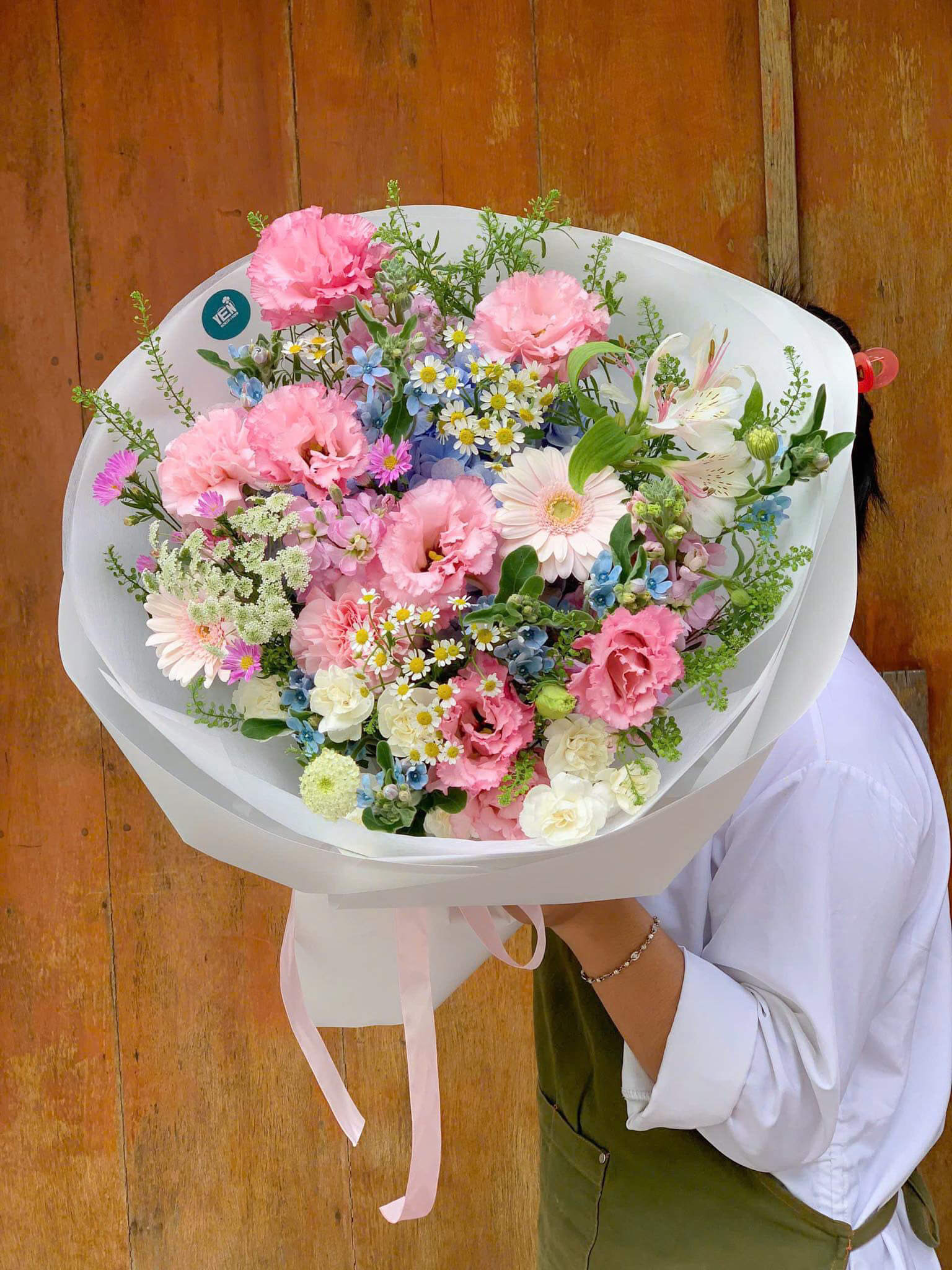 Valentine 02 - Bó hoa mix phi yến